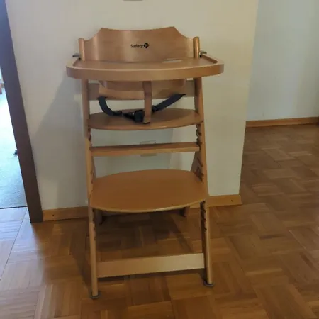 85 Qm - 2 Schlafzimmer - Kueche Mit Grossem Essbereich - Wohnzimmer - Balkon - Bad - Ruhige Lage Apartman Gerstetten